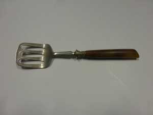 serving spoon