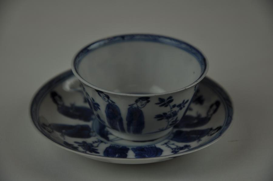 cup and saucer