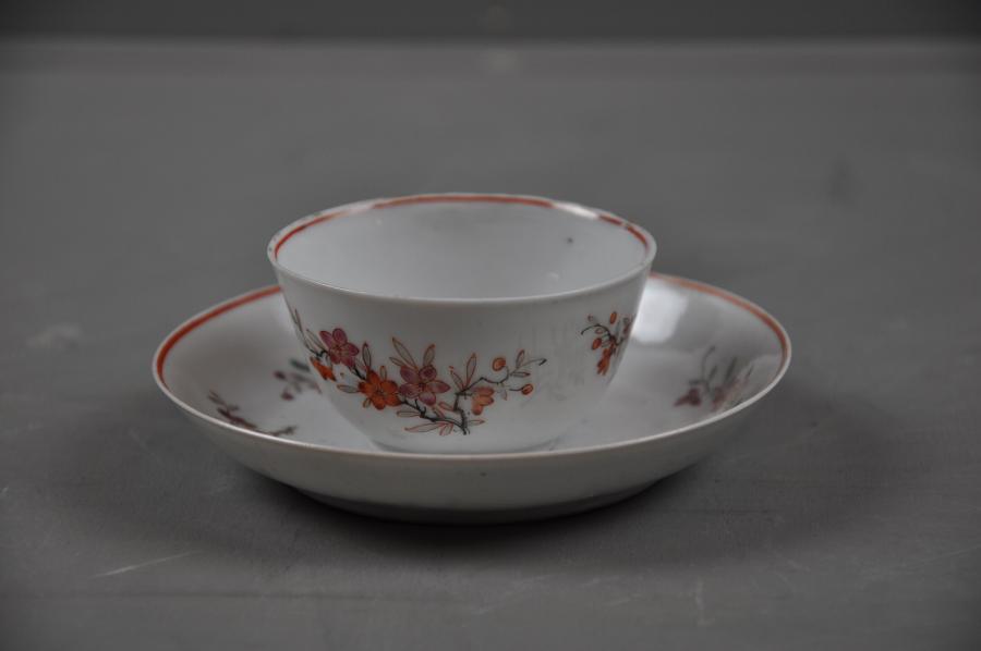 cup and saucer