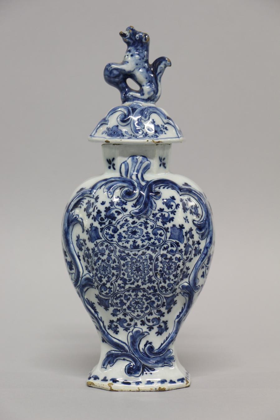 lidded vase