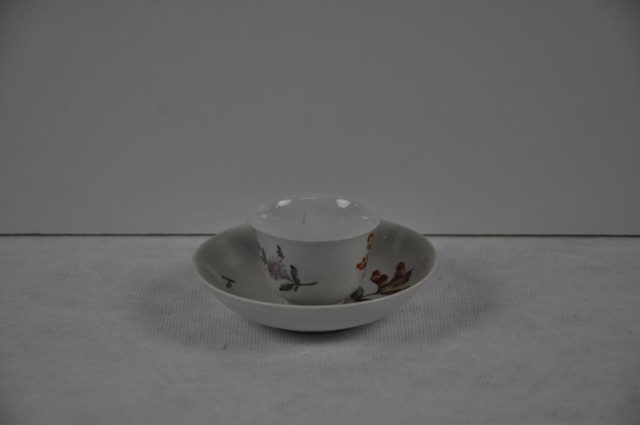 cup and saucer