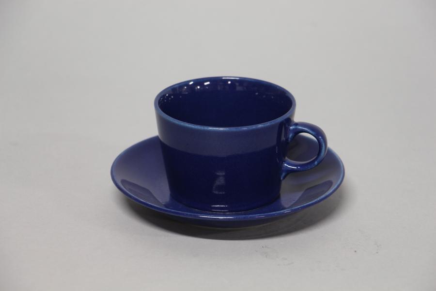 cup and saucer