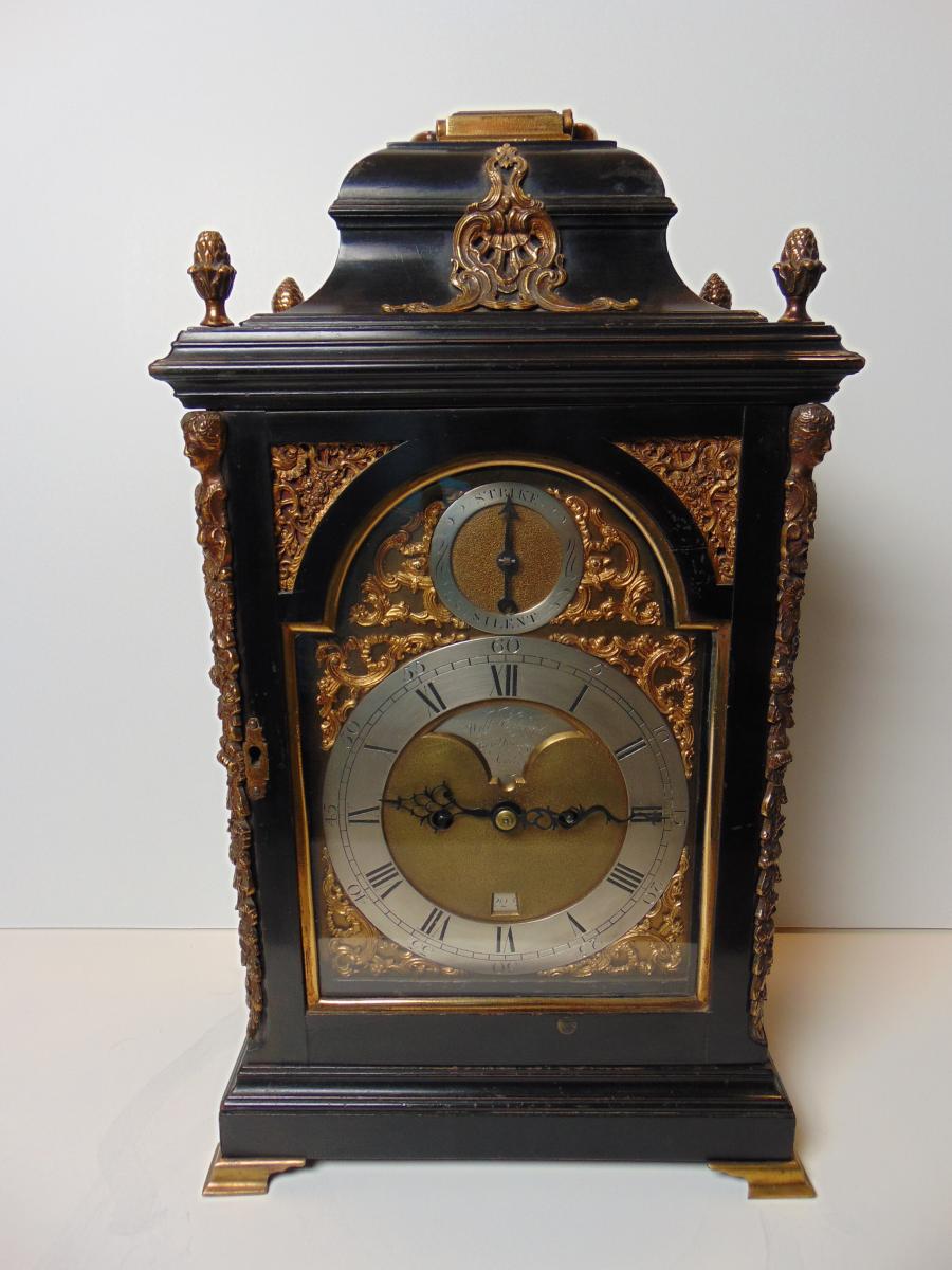 table clock