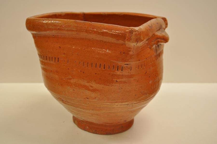 chamber pot