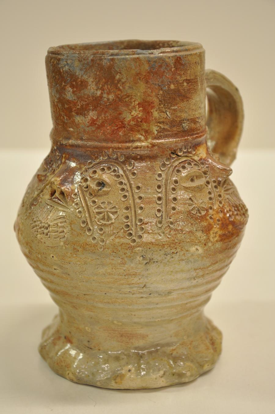 pointed nose jug