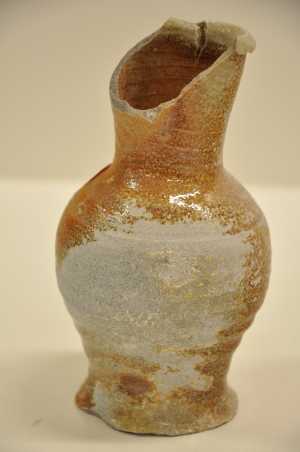 funnel-neck beaker