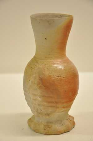 funnel-neck beaker