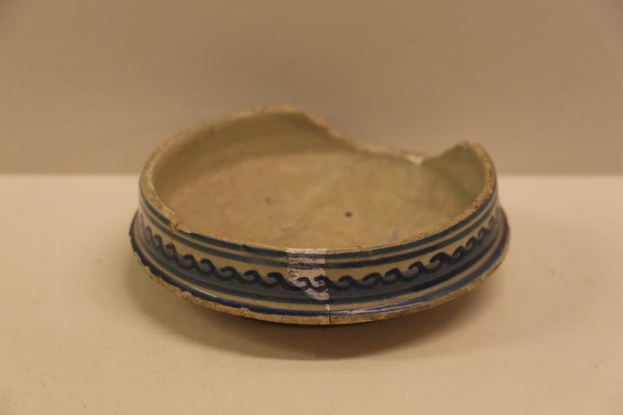 drinking bowl