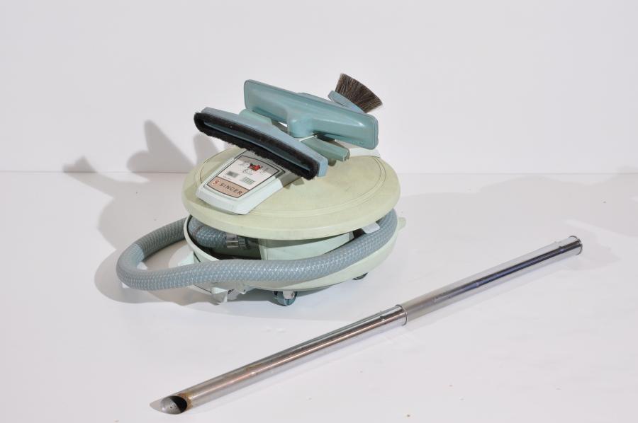 Singer model FC 4001, serial S-12153