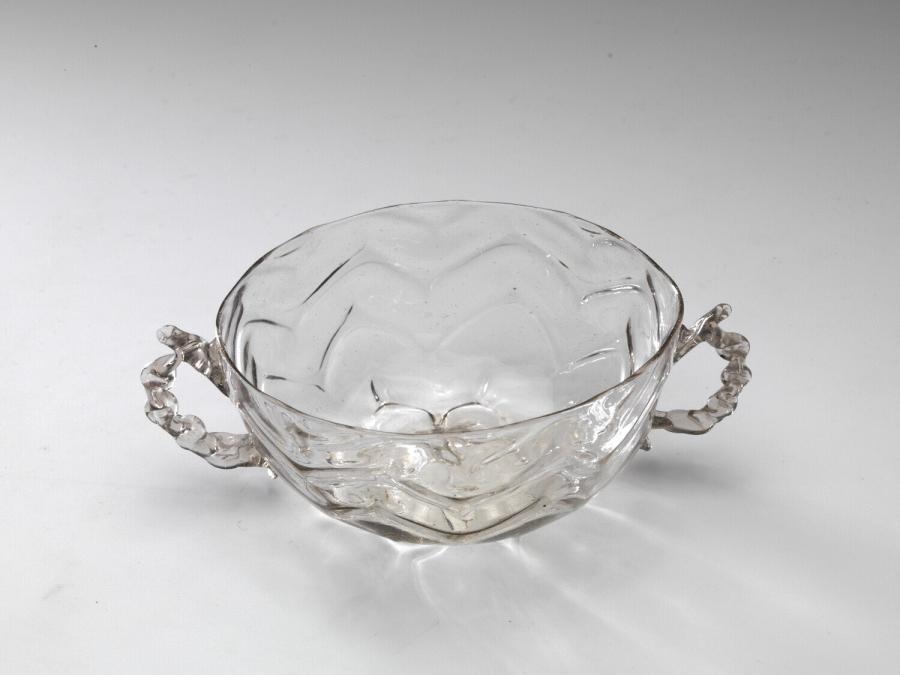 drinking bowl