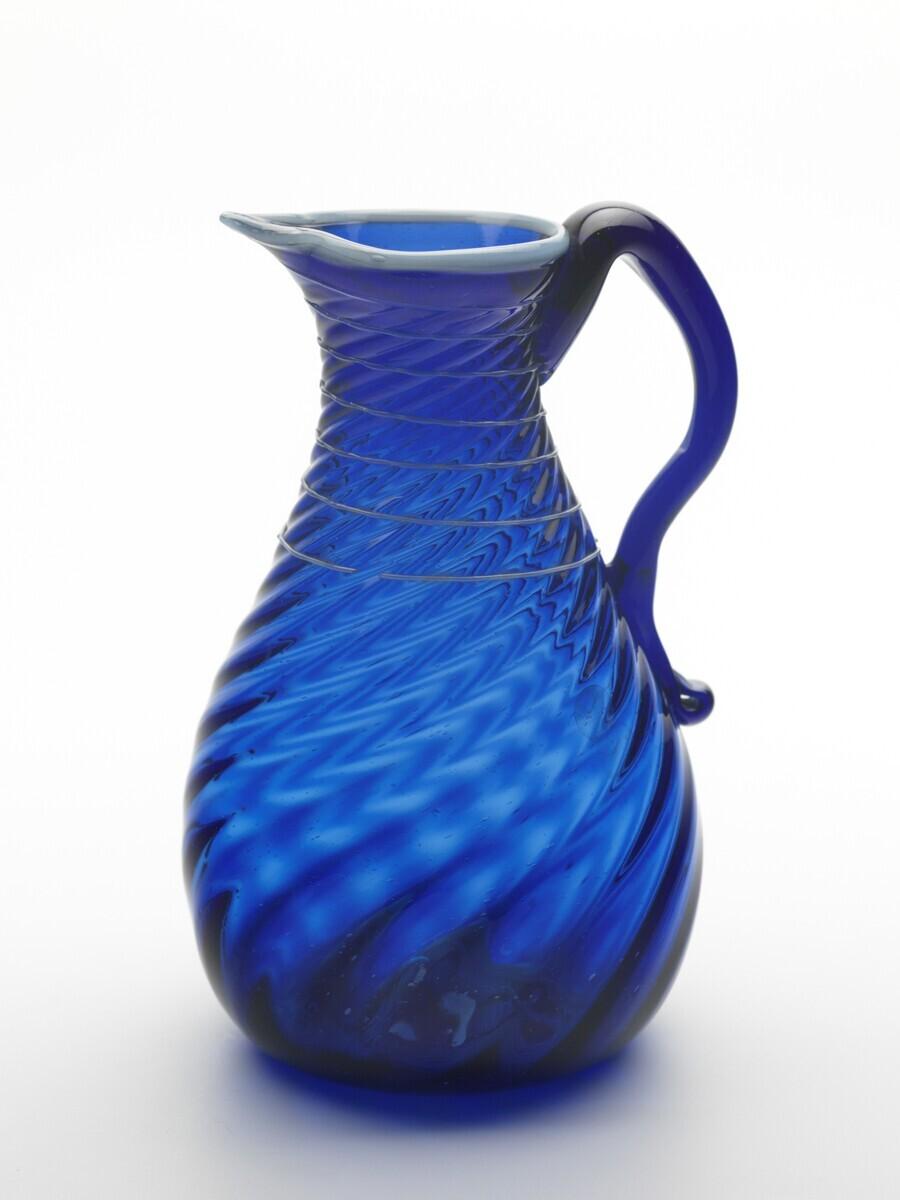 serving jug