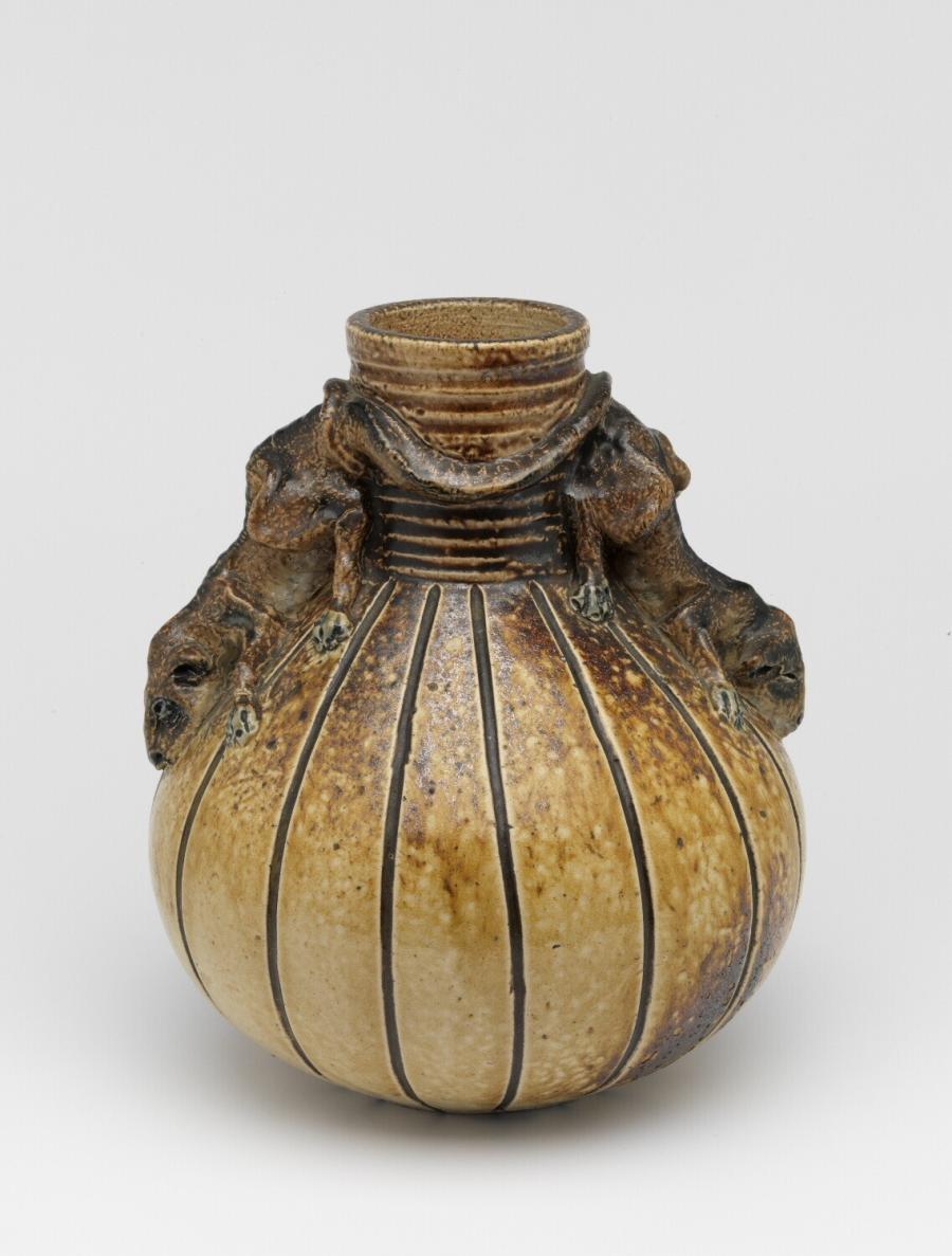 vase