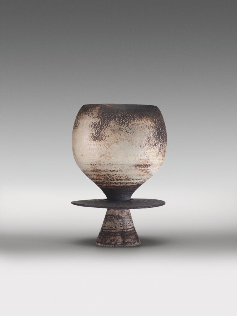 Goblet with disc