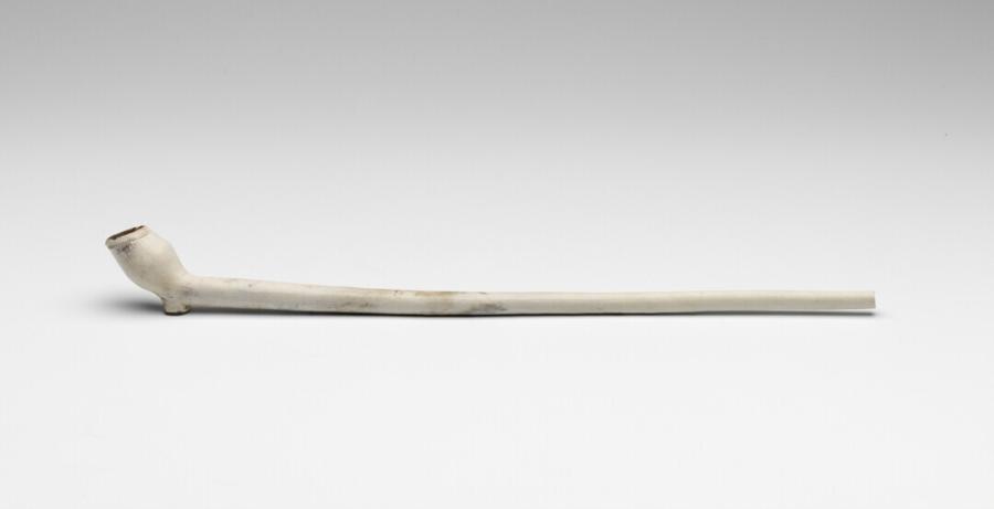 tobacco pipe