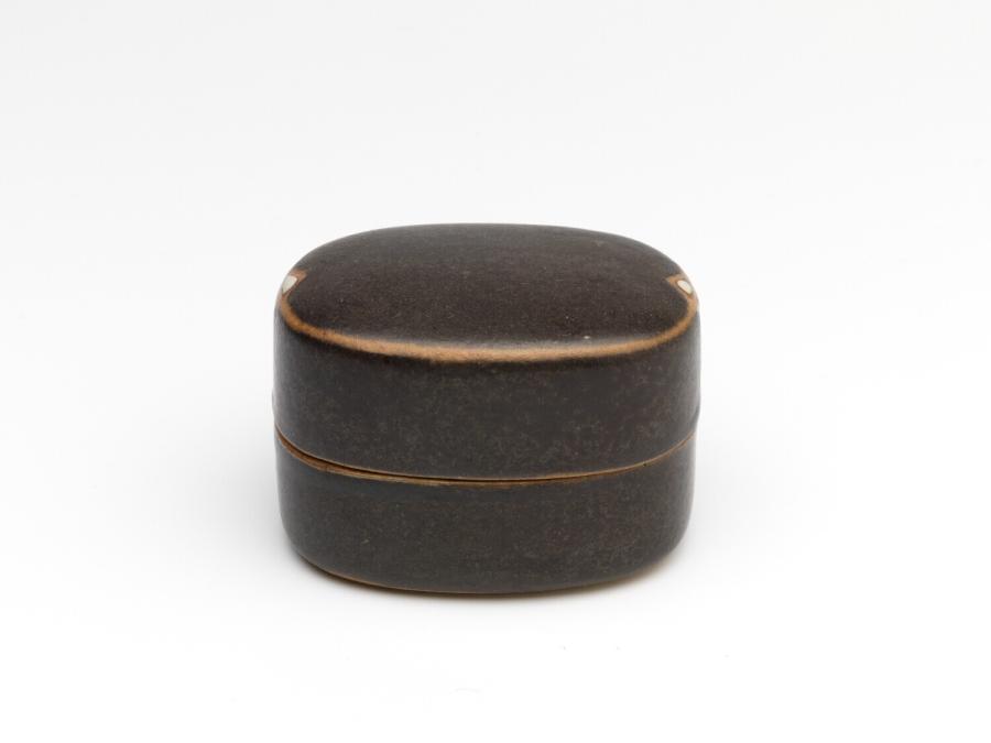 lidded box
