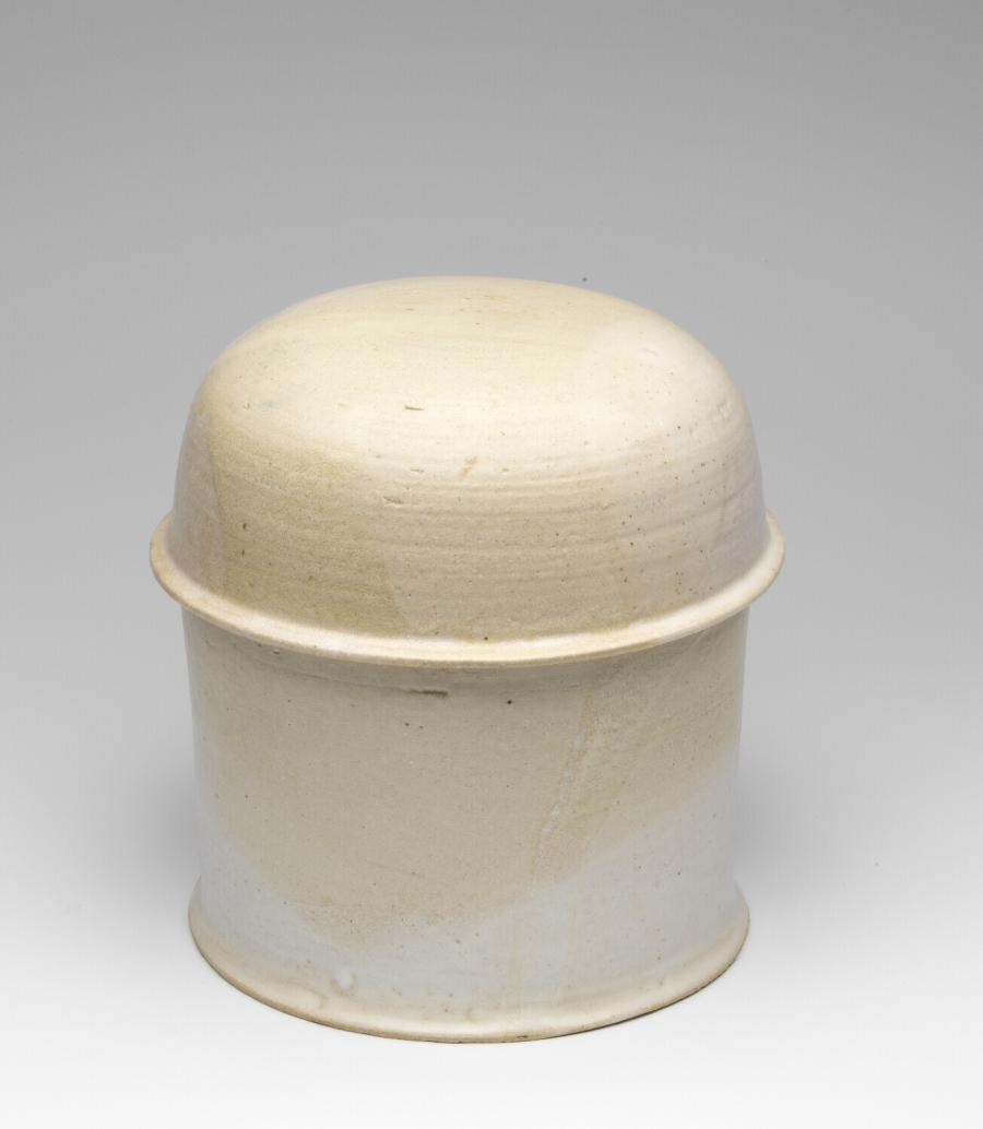 covered jar