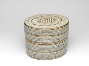 lidded-box