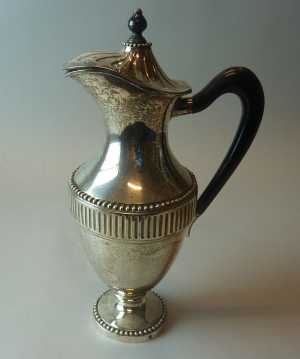 serving-jug