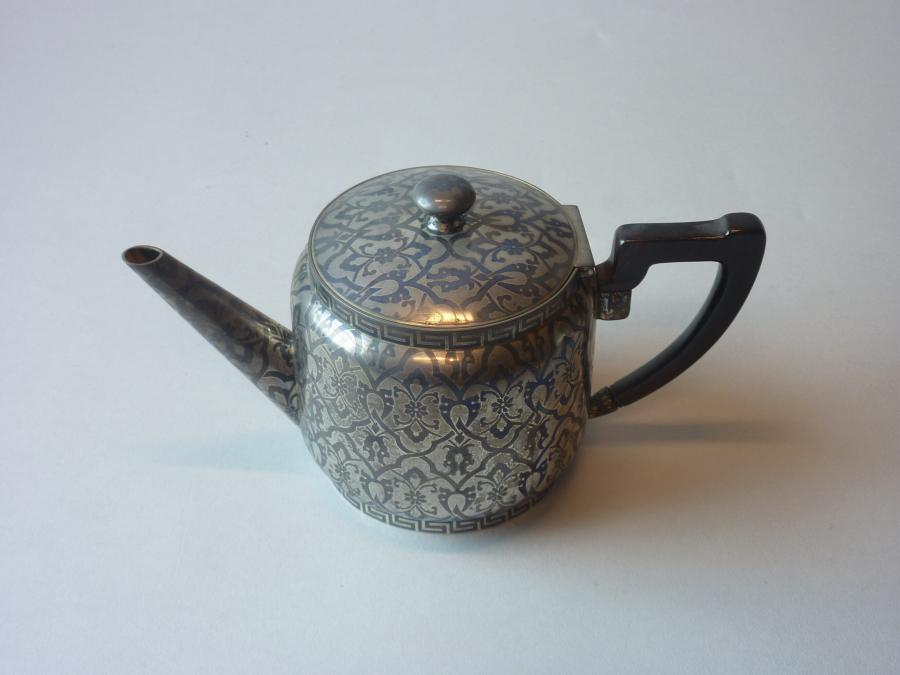 teapot