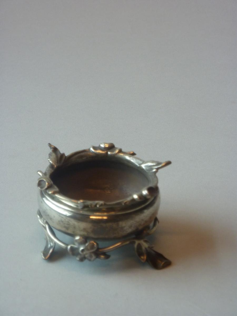 salt cellar