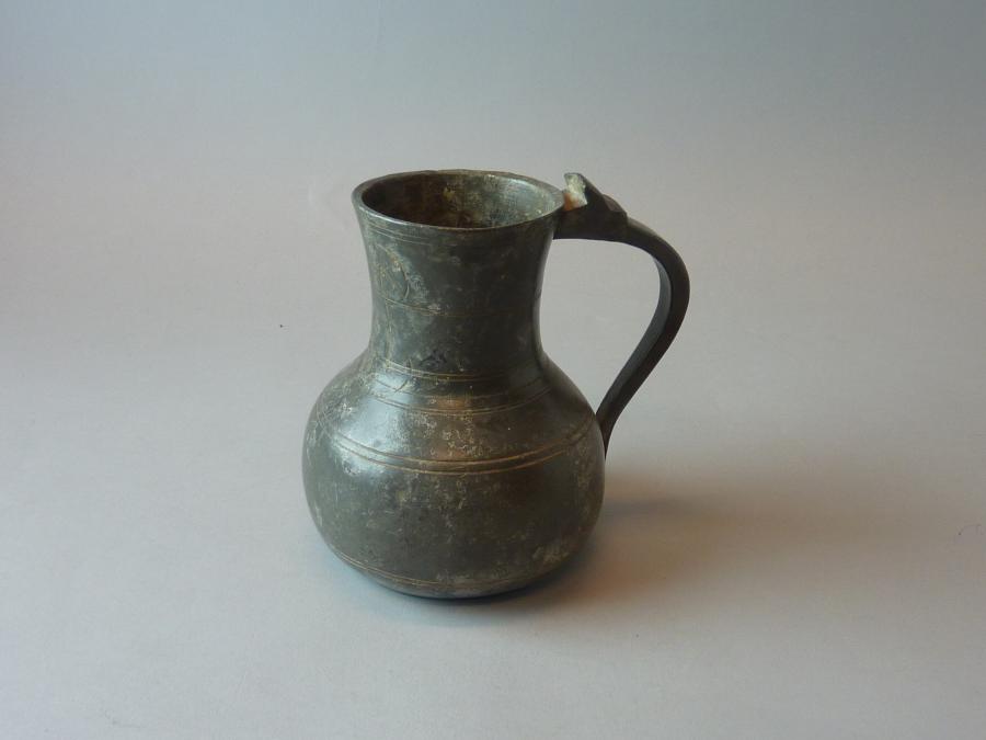 measuring jug