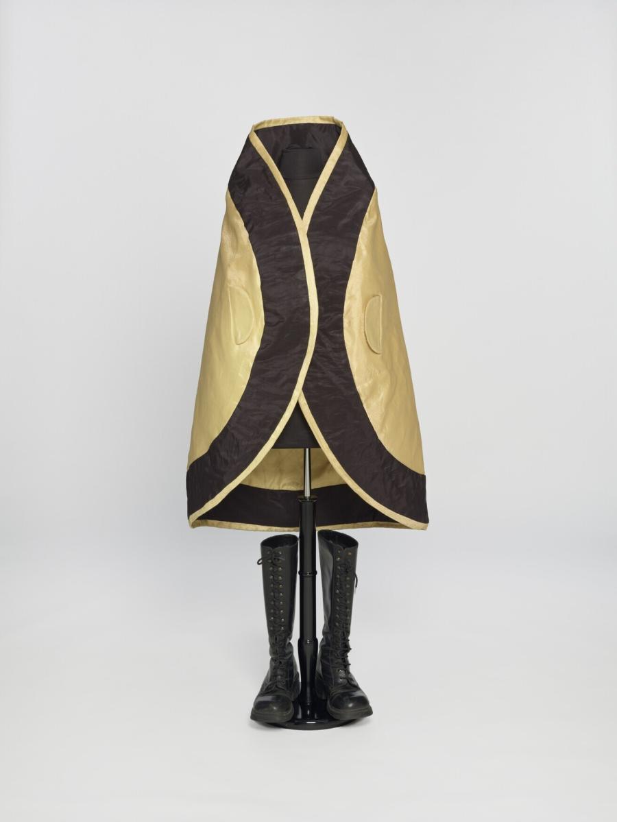 Anti_Dog Alicia Framis