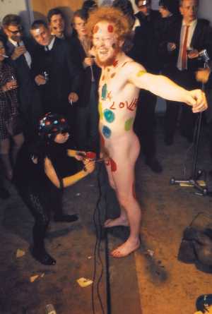 performance-kusama-societeit-novum-delft