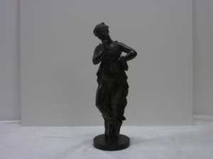 danseres-het-hoofd-naar-rechts-gewend