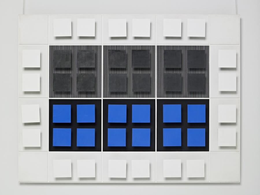 Blanc, noir et cobalt 