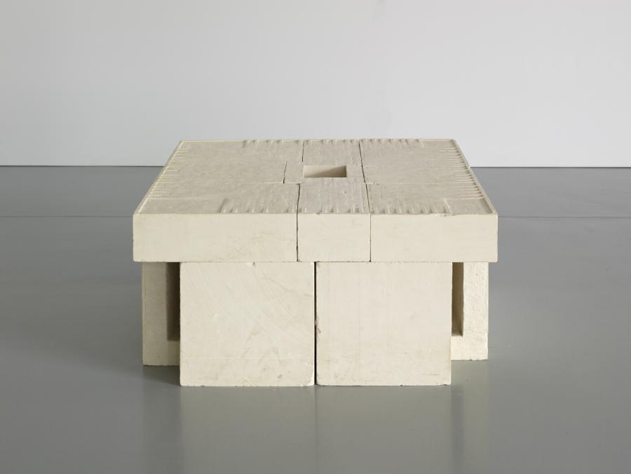 Skull (Carving No. 10) (Schedel (beeldhouwwerk nr. 10))