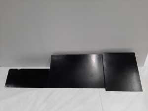 three-shelves-most-works-need-a-second-title-drie-planken-de-meeste-werken-hebben-een-tweede-titel-nodig