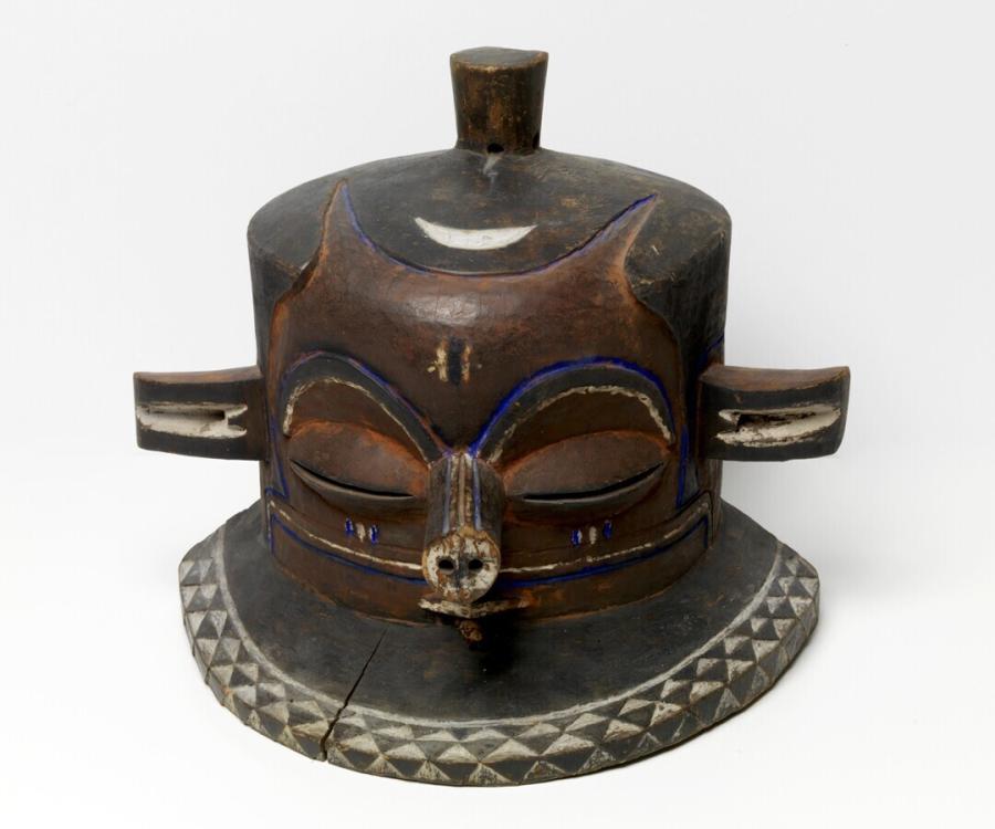 Pende Mask