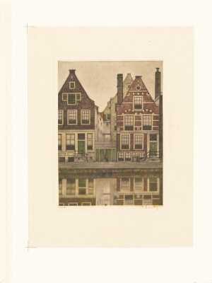 houses-on-a-canal