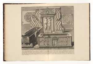 urna-di-marmo-ritrovata-nella-stanza-sepolcrale-vicina-a-quella-di-l-arrunzio