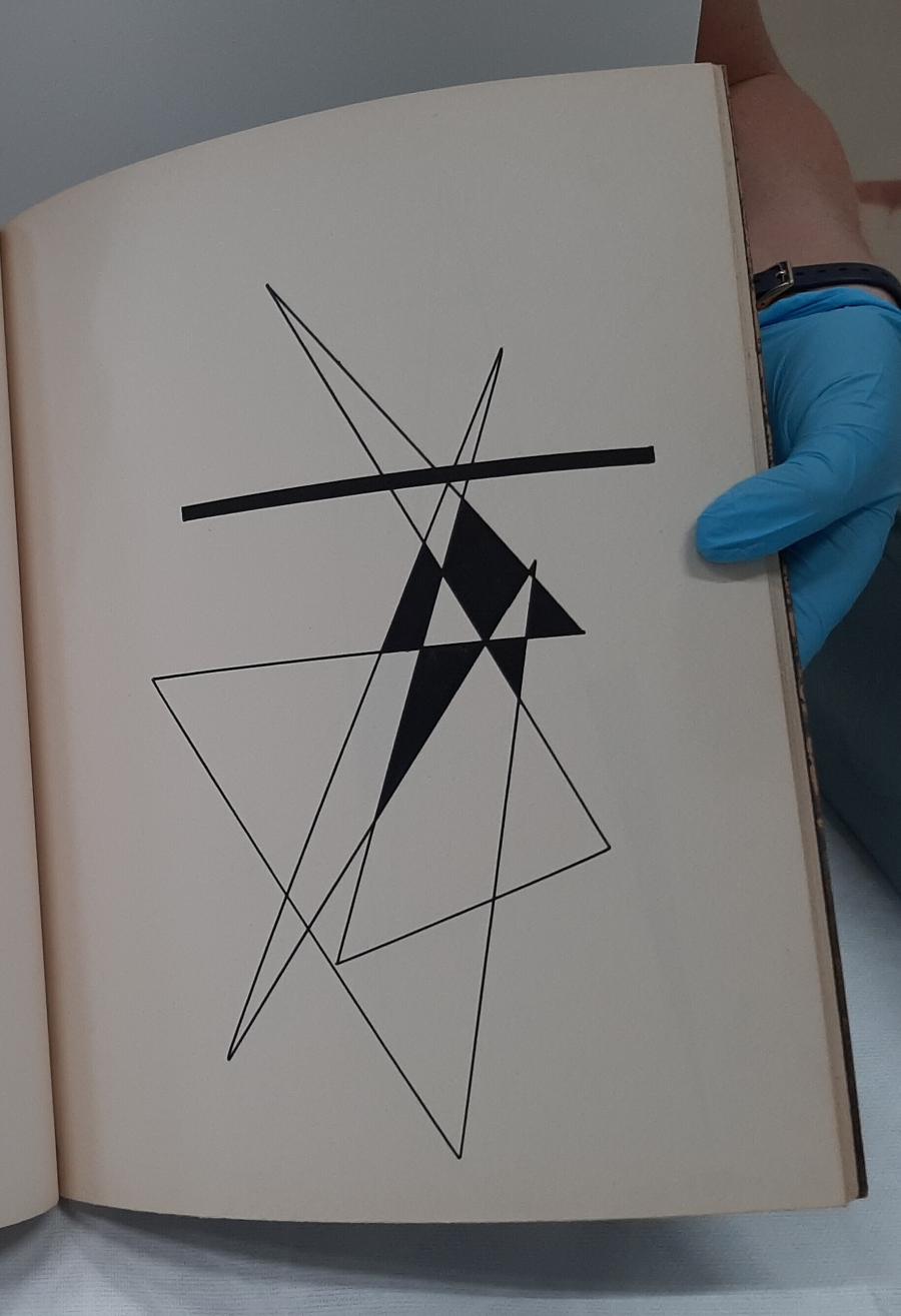 Drawing 8 from drawingbook: Black Lines (Tekening 8 uit tekeningenboek: Zwarte lijnen)