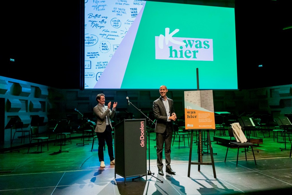 Lanceringsmoment in De Doelen. Foto: Jaiwey Nuij
