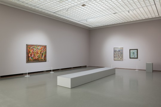 Zaaloverzicht 'Gek van Surrealisme' Foto: Lotte Stekelenburg © Pictoright Amsterdam 2017