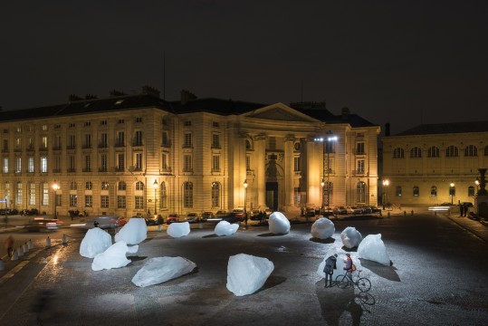 Ice Watch, 2014. 12 ice blocks Place du Panthéon, Paries, 2015. Photo: Martin Argyroglo