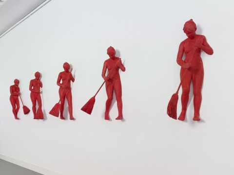 Maria Anna Dewes, 5 Kehrende Frauen (5 kerende vrouwen), 1989, collectie Museum Boijmans Van Beuningen
