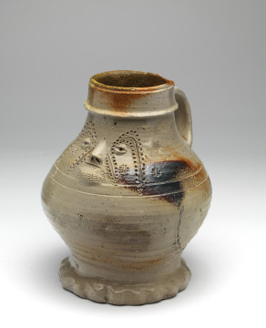 Puntneuskruik, steengoed, 1475-1525. Collectie Museum Boijmans Van Beuningen Rotterdam