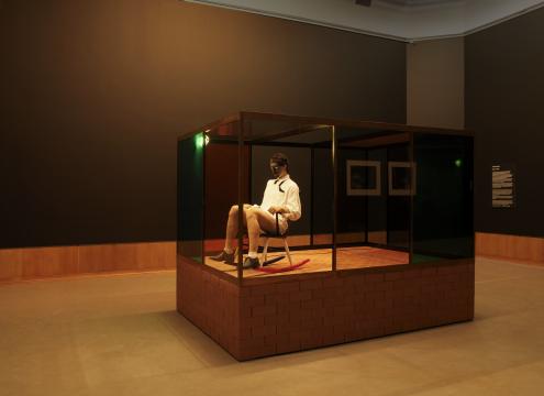 Andro Wekua, Wait to Wait (2006). Collection Museum Boijmans Van Beuningen, Rotterdam. Loan Han Nefkens H+F Mecanaat / Photography: Bob Goedewaagen