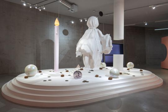 Tai Shani in Beyond Surrealism. Photo: Raaf Blanker