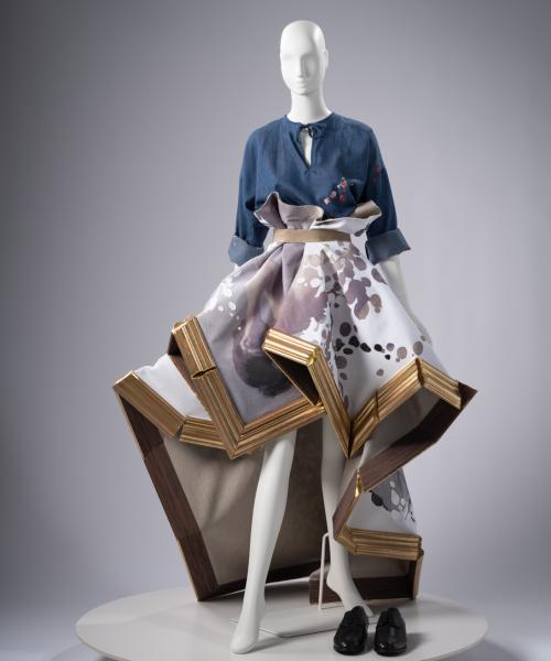 Viktor&Rolf Paris 1993 Look 10, Haute Couture Wearable Art, Collection 53, Fall/Winter 2015    Cotton, linen, polyester, polyamide, wool, elastic, foam, wood, silk, plastic, polypropylene    Cotton, linen, silk, polyester, polyamide, wool, elastin, foam, wood, silk, plastic, polypropylene    Purchase with the support of: Han Nefkens Fashion on the Edge, 2015