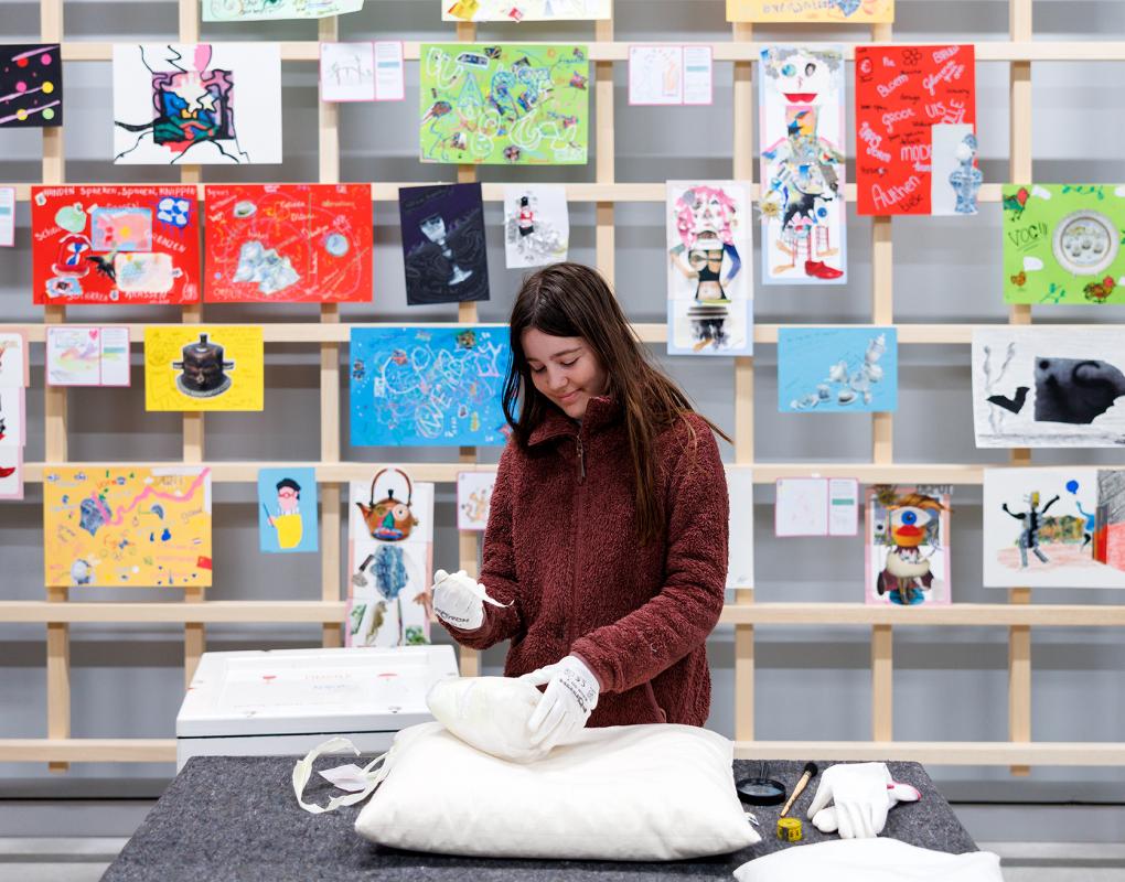 Welcome in the new education studio